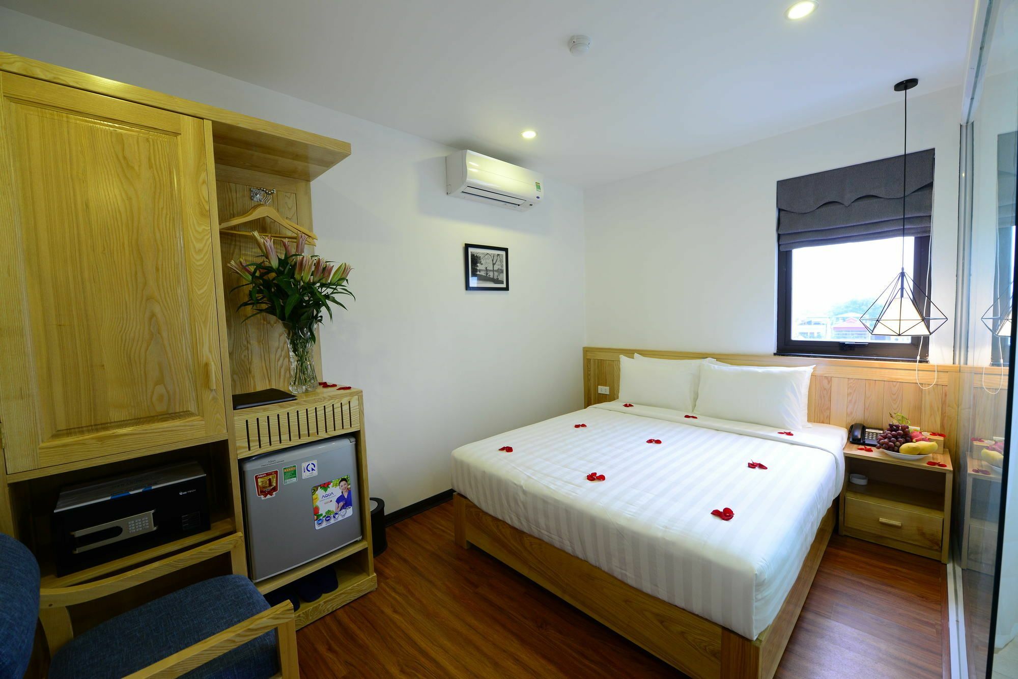 Blue Hanoi Inn Luxury Hotel Exteriör bild